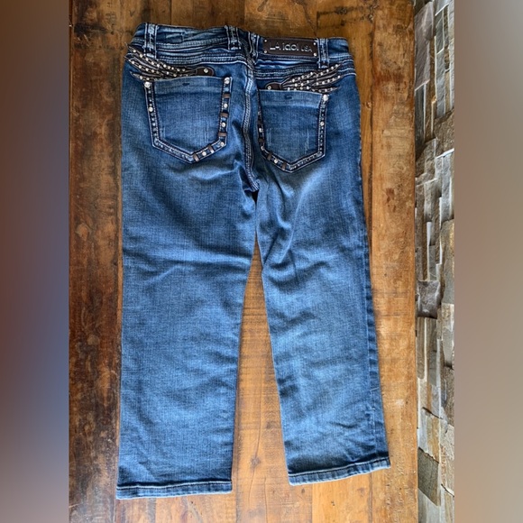 LA IDOL with LOTS of Rhinestones. Ladies capris Size 9 - Picture 3 of 12